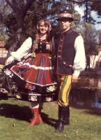 Dick Oakes and Lucy Wnuk, 1964, Polish costume