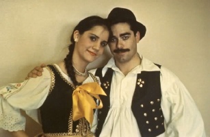 Dick and Linda Oakes, 1967, Hungarian costume